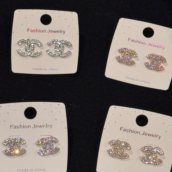 Fashion Jewelry Gold Tone Iridescent Crystal Monogram Earrings .5 inch - Picture 8 of 8